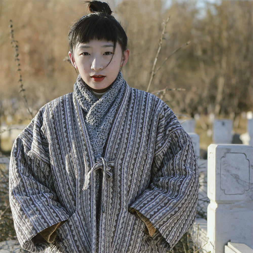 Retro Style Women's Winter Cot - Traditional Winter Japanese Clothing บทวิจารณ์และราคา
